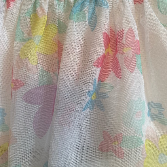 3 for $ 15 Carter’s tutu flower skirt - Picture 2 of 6